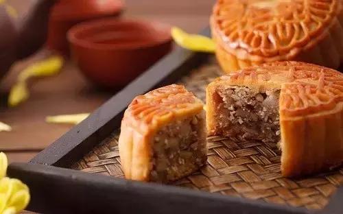 月饼怎么吃才不会成为甜蜜的负担,月饼怎么回油又快又好