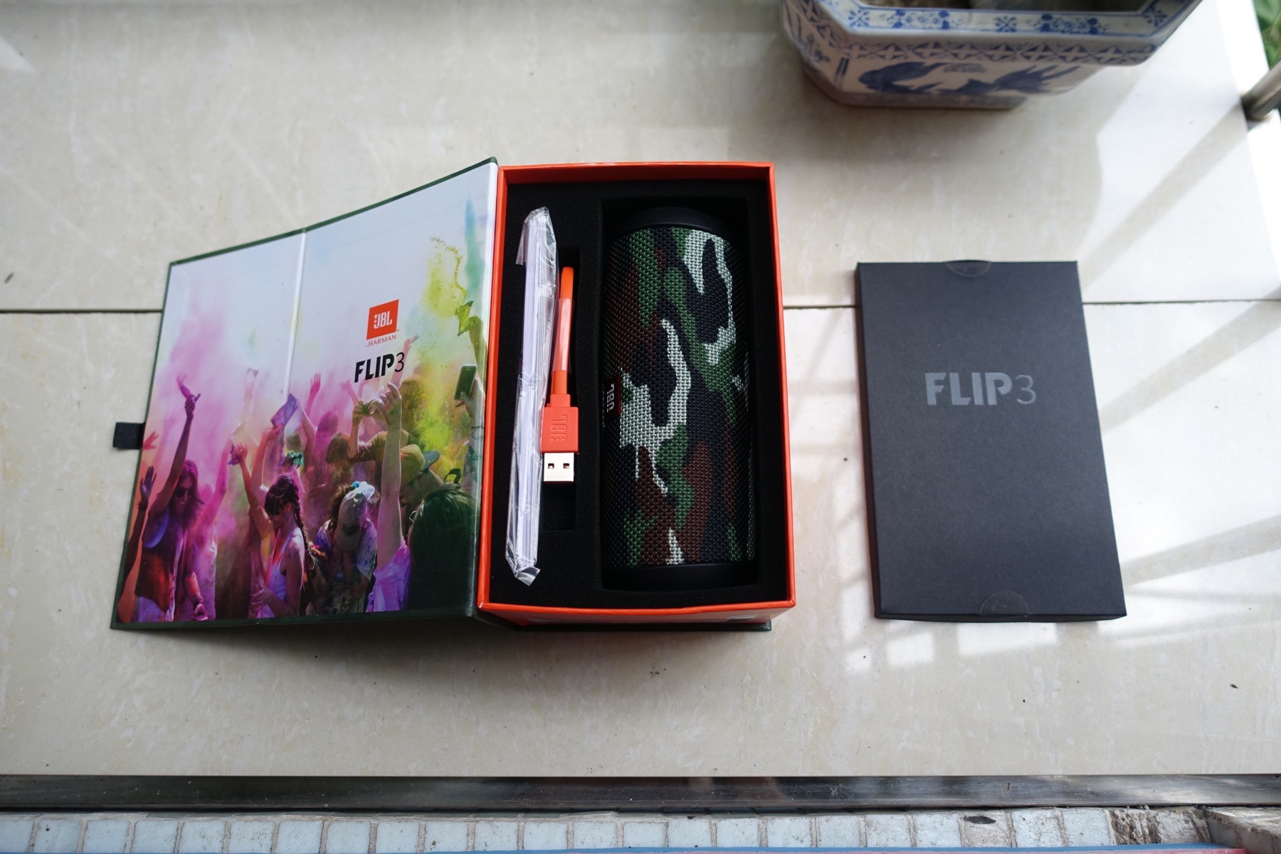 jblflip3蓝牙音箱的区别,jbl蓝牙音箱哪款最有震撼效果