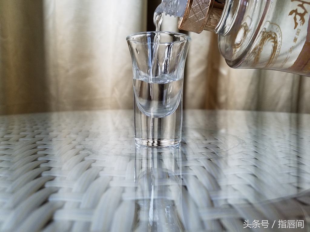 刘伶醉2000多一瓶的酒,刘伶醉一坛酒