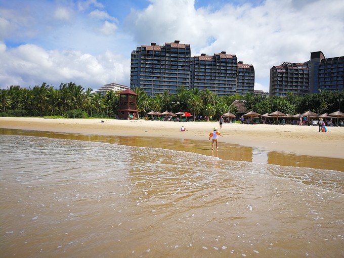 带着老妈和宝贝游三亚（两家铂尔曼和亚龙湾红树林度假之旅）