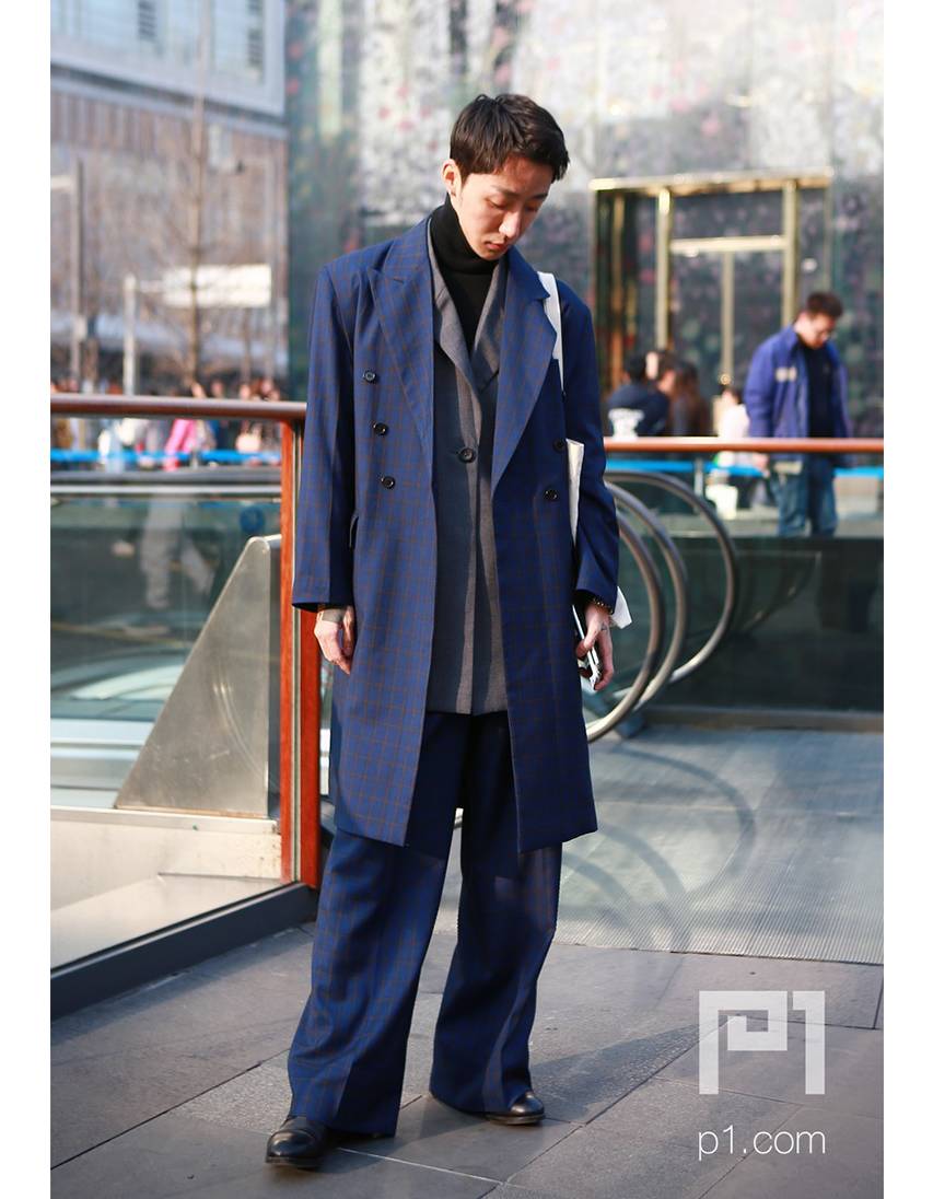 有这样一群摄影师，他们在街头用相机记录了成都人的时尚进化