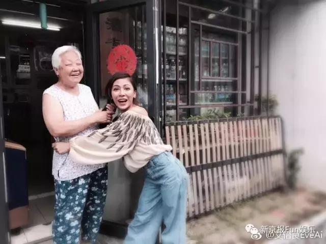 她曾是知名歌手,那英曾经淘汰的优秀选手