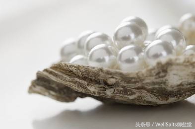 珍珠粉去黑头最简单的方法,珍珠粉去黑头的正确方法