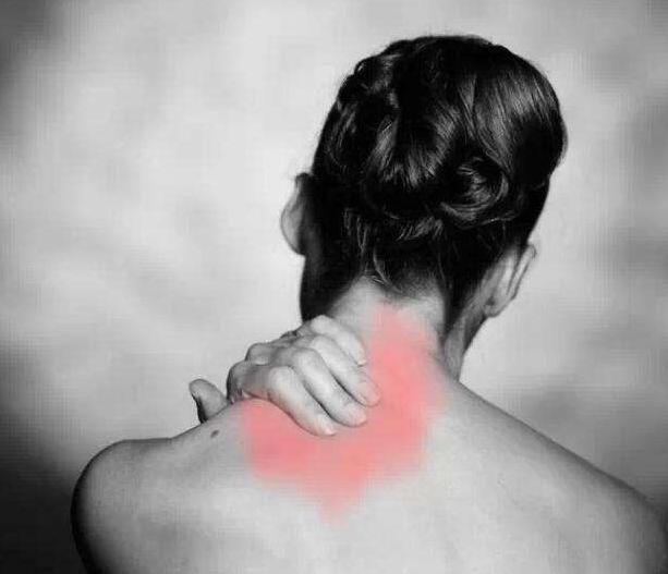 低头族要当心了,肩颈酸痛怎么缓解低头族