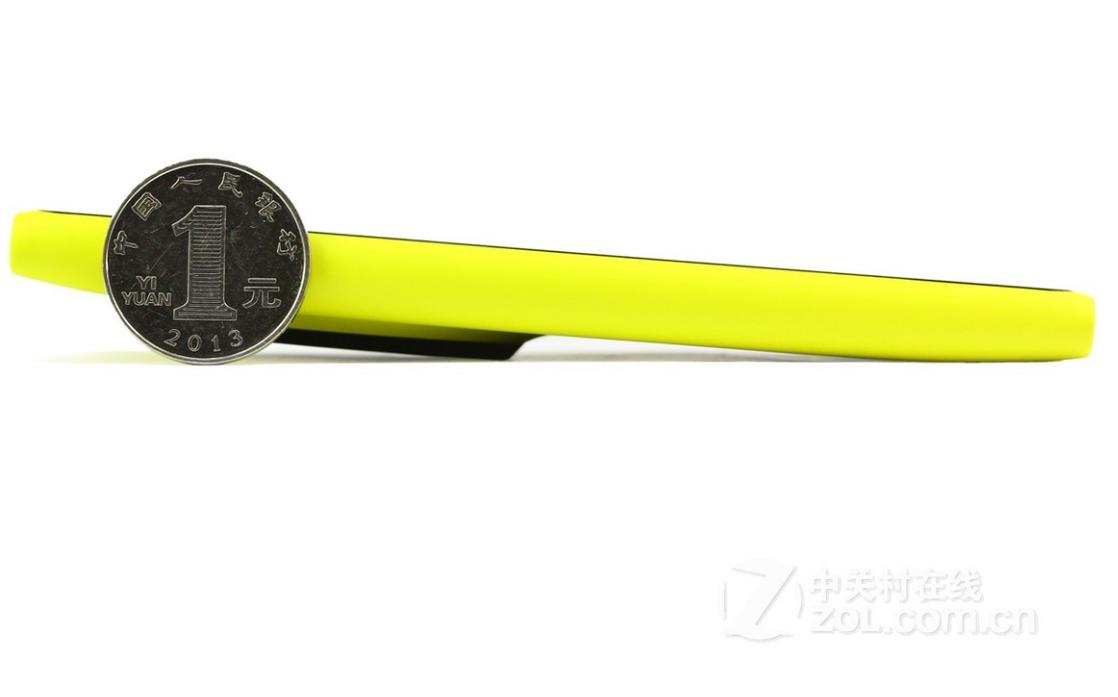 现在各位大神在热议腮红金,我却念念不记这部手机