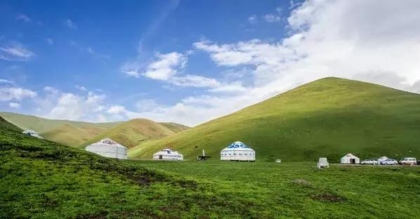 云南昆明悠闲的夏天避暑环境,昆明周边最好的避暑城市