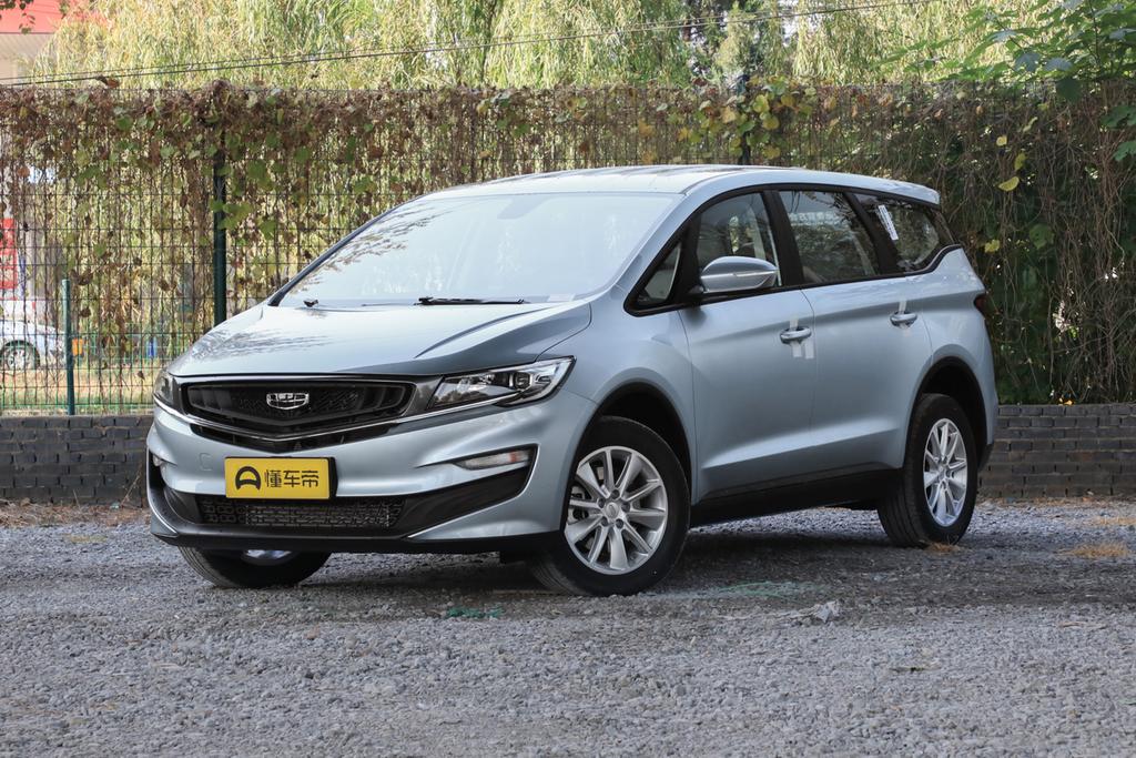 汽车脚垫卡油门危害,汽车脚垫卡住油门刹车有危险吗