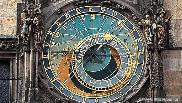 多米诺骨牌与多米诺的区别,为什么多米诺骨牌叫多米诺