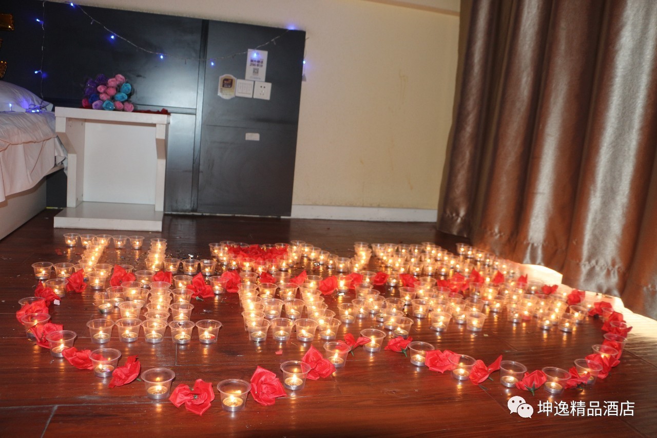 浓情七夕，恋在坤逸