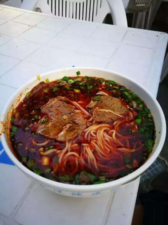 临夏必吃的十大美食,临夏的地道美食令人回味无穷