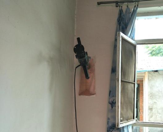 空调打孔落水管打坏了怎么修,安装空调打爆水管怎么修复