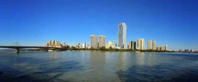 你好！我的名字叫惠州，这是我的名片