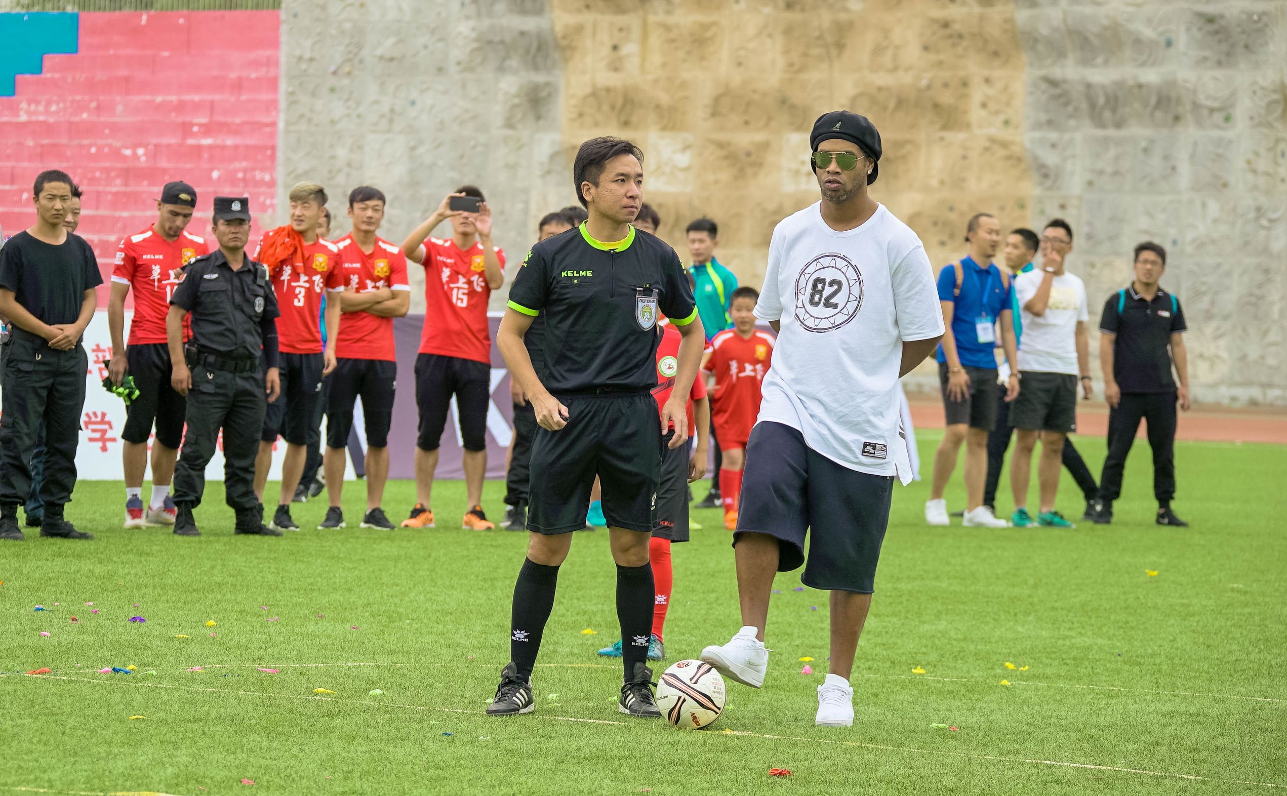 罗纳尔迪尼奥中国活动,罗纳尔迪尼奥中国赛