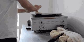 第一次吃西安肉夹馍，如何伪装成老杆？