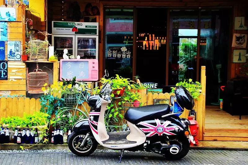 媲美鼓浪屿!深圳竟藏着一个文艺拍照圣地,海滨花火刷爆朋友圈!