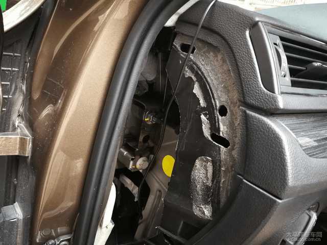 大屏导航改装手把手教你diy,道奇酷威改装大屏导航安装方法