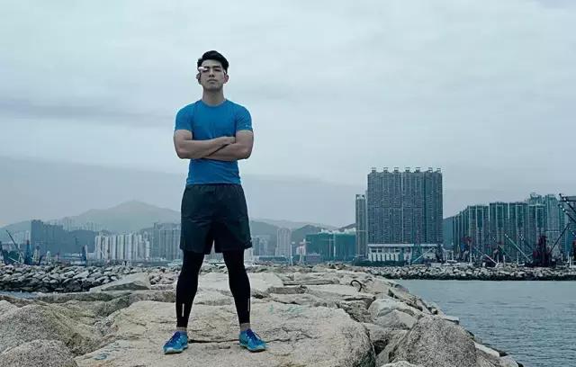 全球首款ar智能隐形眼镜,谷歌ar眼镜新一代