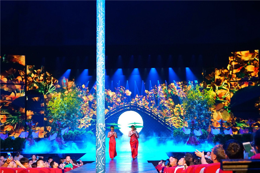 杭州给我一天还你千年,宋城千古情千年等一回