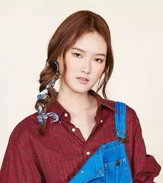 发带编发发型简单又好看,怎么编发发带发型教程