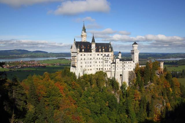 欧洲旅游签证拒签率高吗,欧洲哪个国家签证最容易出签