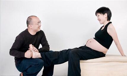 怀孕了肚子天天饱饱的没有食欲,怀孕肚子一直难受怎么办