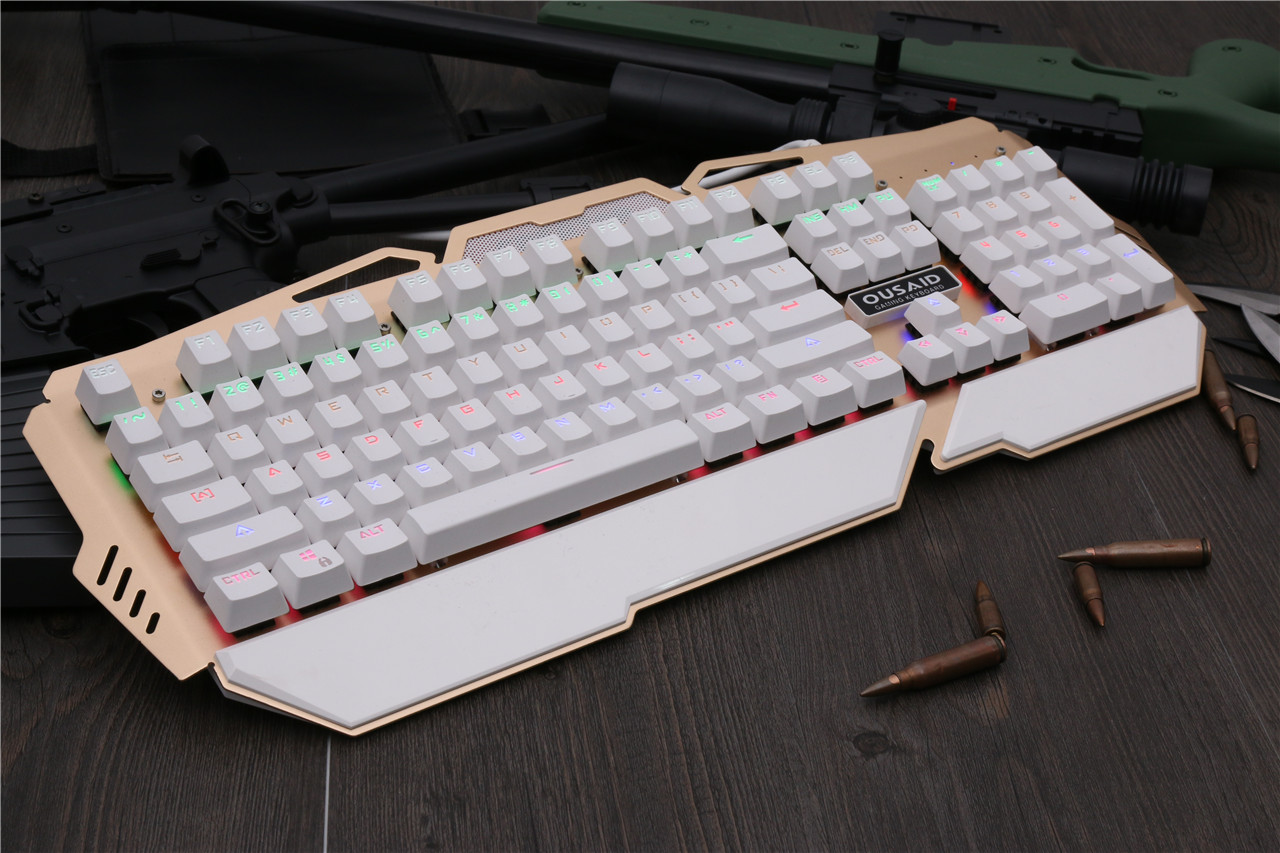 叉烧球岂容错失，FIFAONLINA3新引擎单刀球技巧探讨