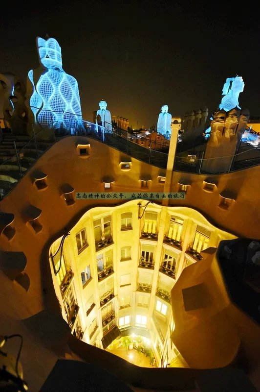 高迪巴塞罗那,高迪巴塞罗那建筑作品