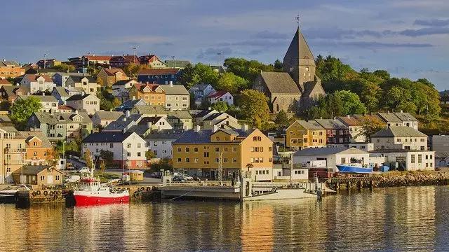 大西洋的不归路，风景永远都在最险处。