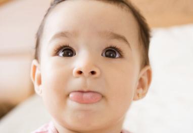 三个月的宝宝舌苔白厚怎么办,宝宝有舌苔喝什么