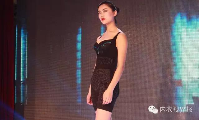 澶╁Э鏈嶉グ,澶╁Э鍝佺墝鏈嶉グ