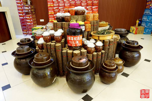 美女说龙兴，你不是一个没有故事的老菜馆！