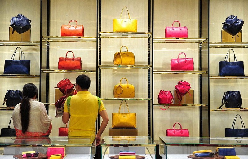 姿势|免税店新建这么多，你们该如何买买买？