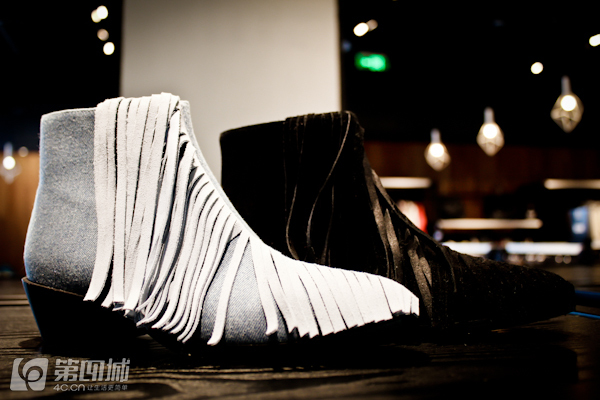 有折扣丨没买新包新鞋新衣服的，都奔这儿去了！