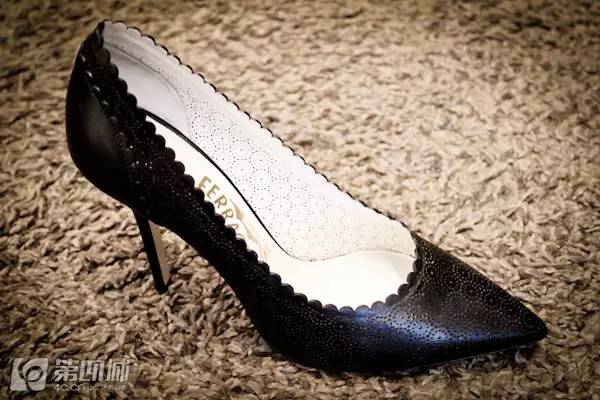 有折扣丨没买新包新鞋新衣服的，都奔这儿去了！