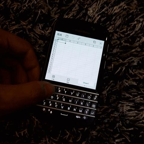 黑莓q10翻新,黑莓q10还有全新的吗