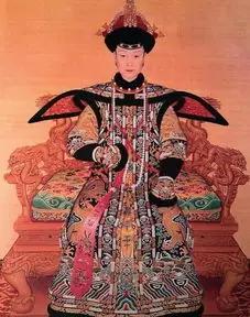 慈禧带什么珠子最值钱,慈禧的帝王绿佛珠