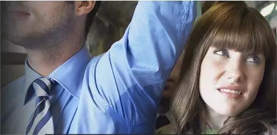 猫狗“有味”从何来?你不得不知的宠物臭味来源