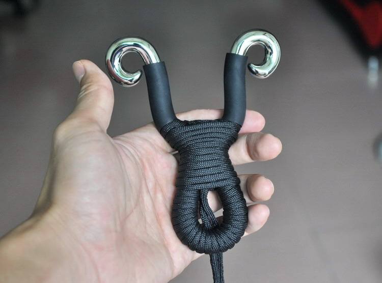 弹弓能不能射大型动物,弹弓能狩猎多远的猎物