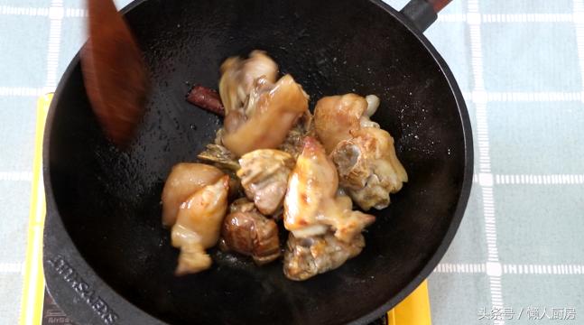 猪蹄如何做得软烂好吃简单,猪蹄怎么做软烂入味又有嚼劲