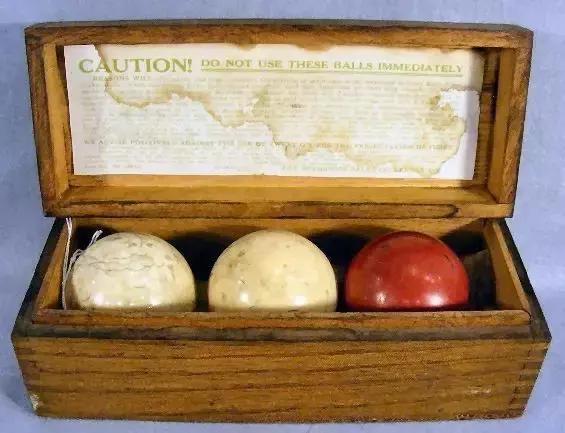 塑料鼻祖竟是自燃之王，“冒充”象牙拯救大象，还烧光了妇女秀发