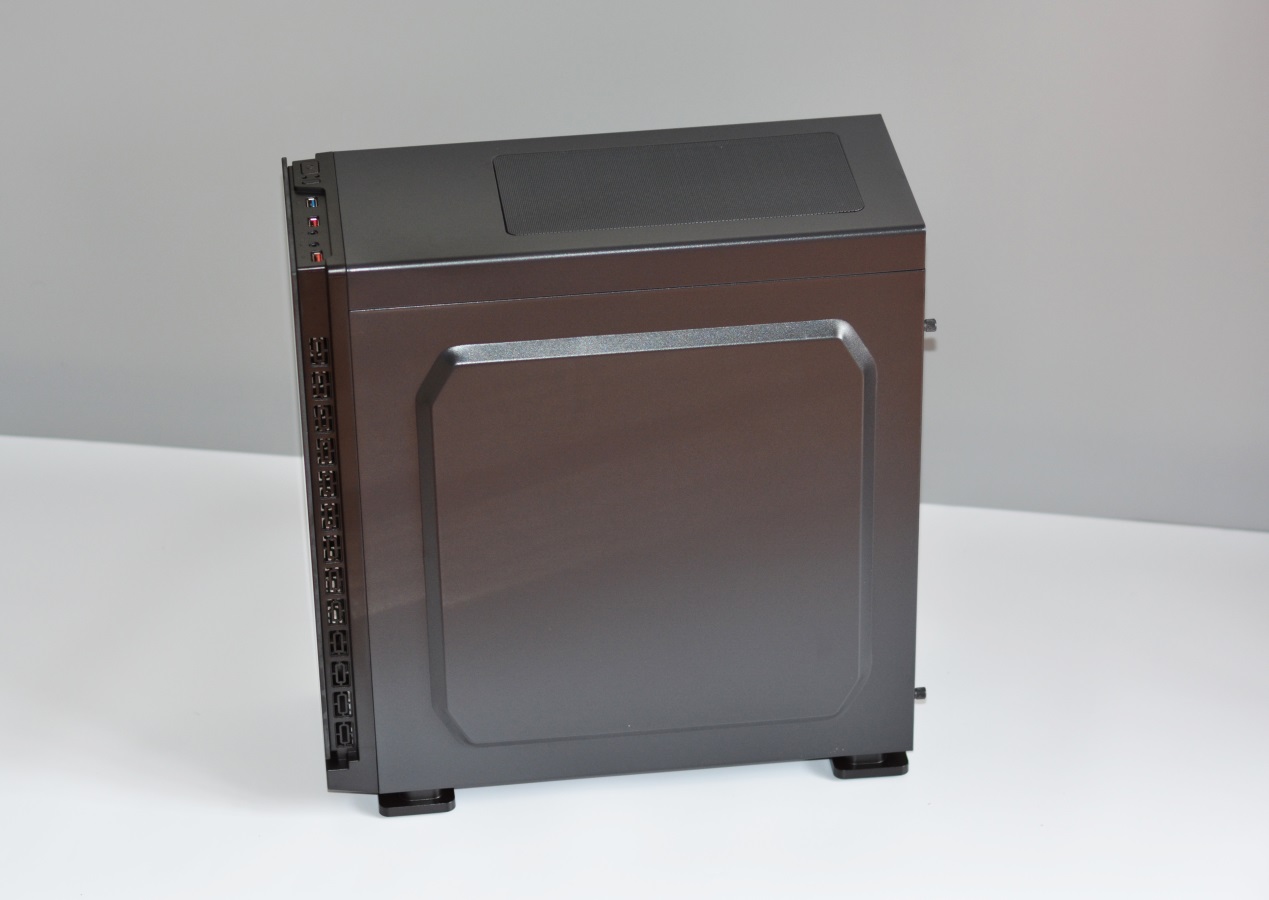 炫酷电竞游戏机箱哪家强,炫酷电竞游戏电脑机箱推荐