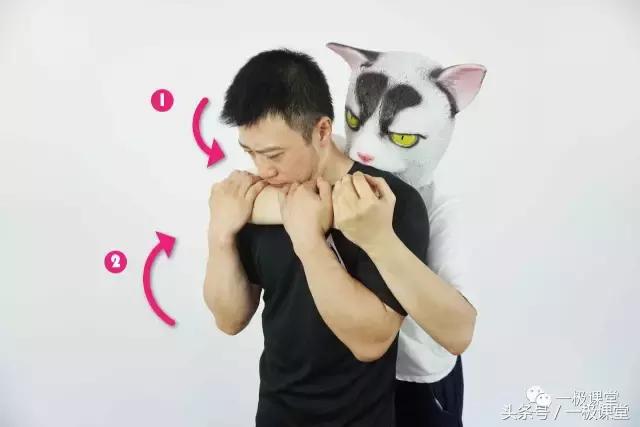 被壮汉勒住脖子该怎么办,被歹徒勒住脖子怎么自救搞笑