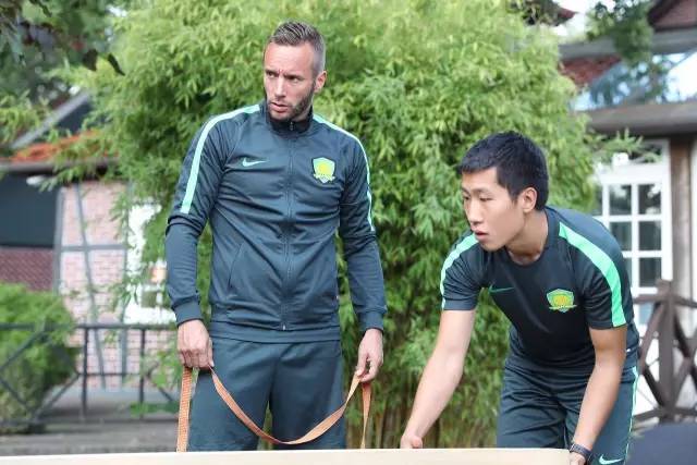 海外拉练日记(二):自制皮划艇大赛high翻全队附海量图集