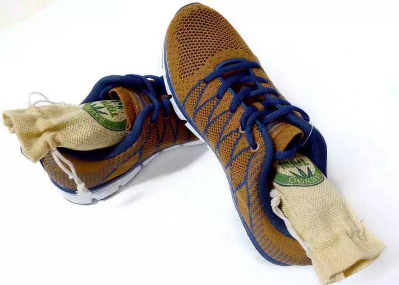 帆布鞋子去黄的小妙招,如何去除帆布鞋的焦臭