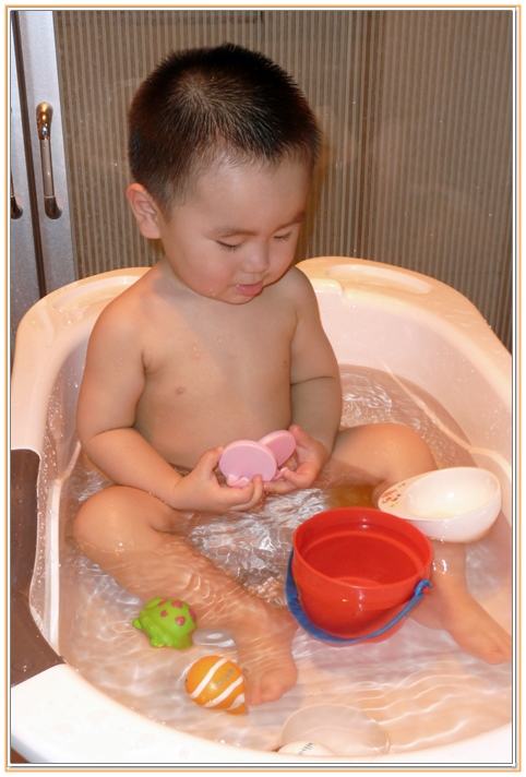 女儿问妈妈应该怎么回答,孩子问我妈妈我能干点什么