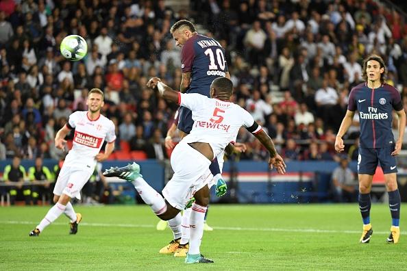 法甲大巴黎胜兰斯姆巴佩,法甲大巴黎3-0马赛内马尔