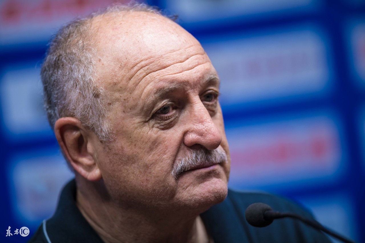 斯科拉背打奥多姆,斯科拉背打波什