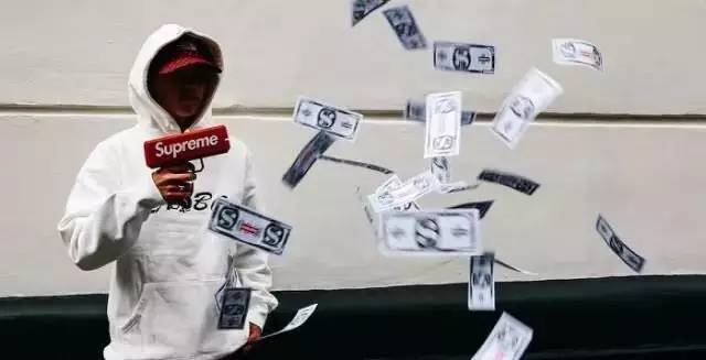 Supreme｜我立志从头到脚从身到心掏空你的钱包