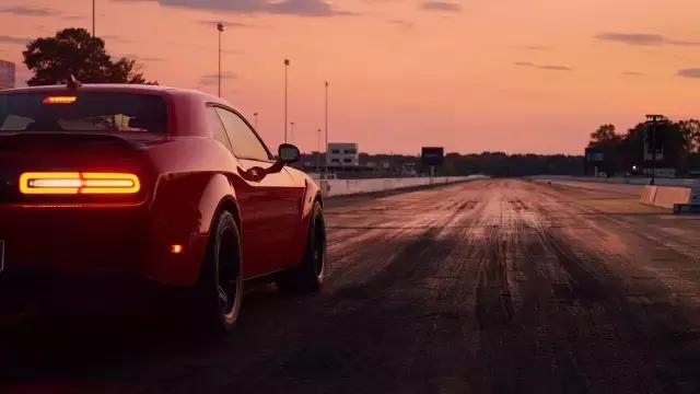 道奇chargersrtdemon2018款,17年道奇酷威多少钱