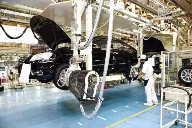 12.6万公里的凯美瑞，底盘还能如此干爽，怪不得保值率那么高